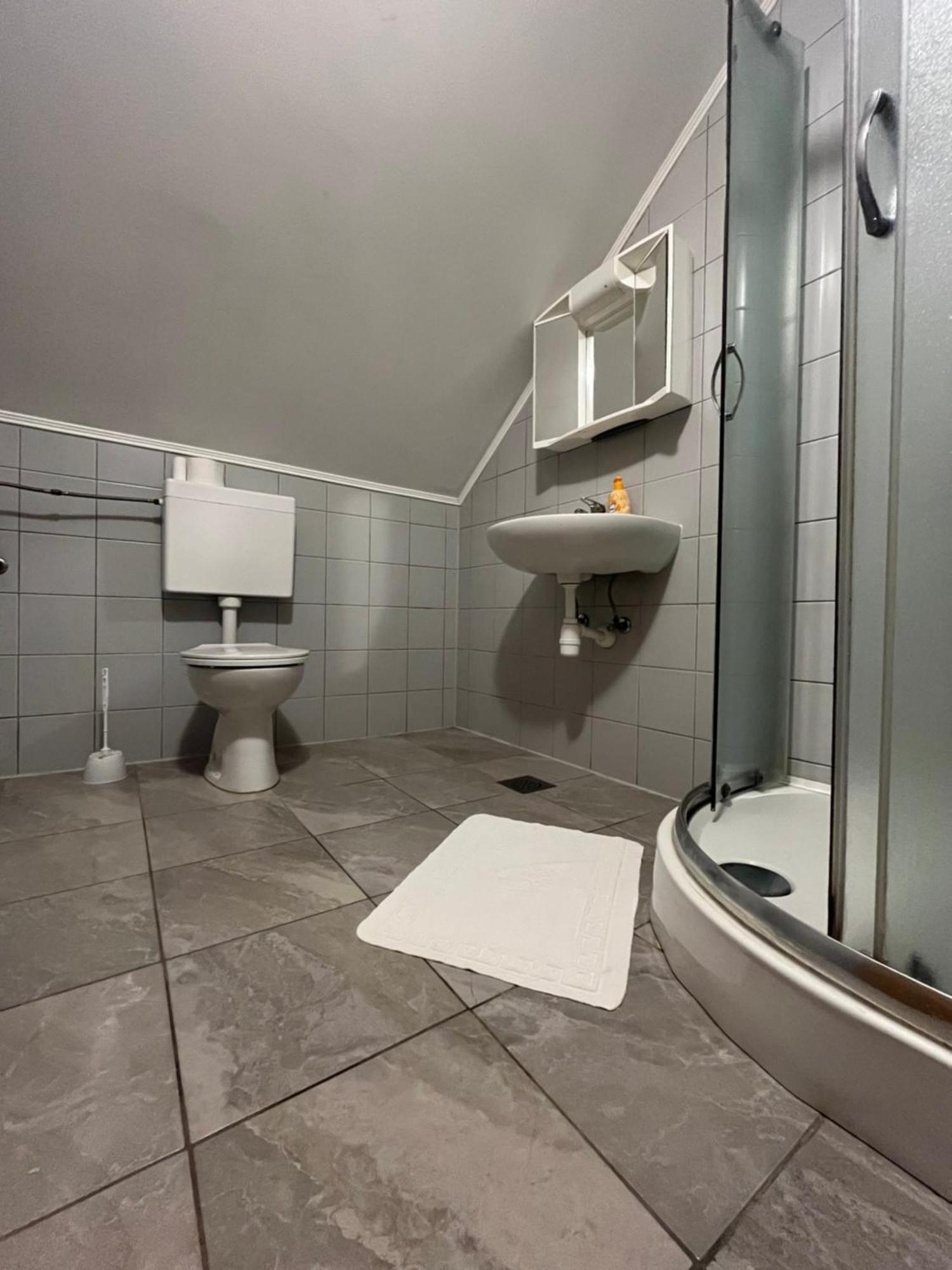 Prenocisce Buco Motel Krško Екстериор снимка